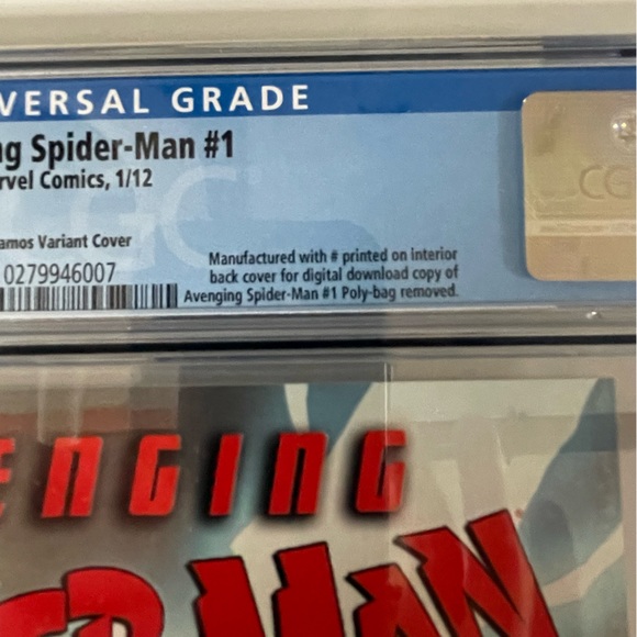 2012 Avenging Spider-Man Variant #1 CGC 8.5 - Ramos Cover & Madureira art - Picture 4 of 6